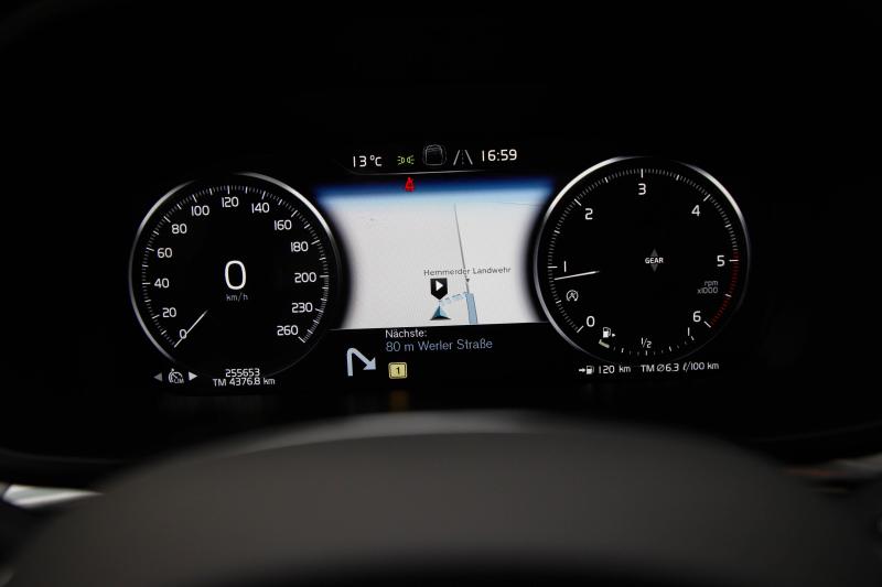 Volvo - XC60 - pic24