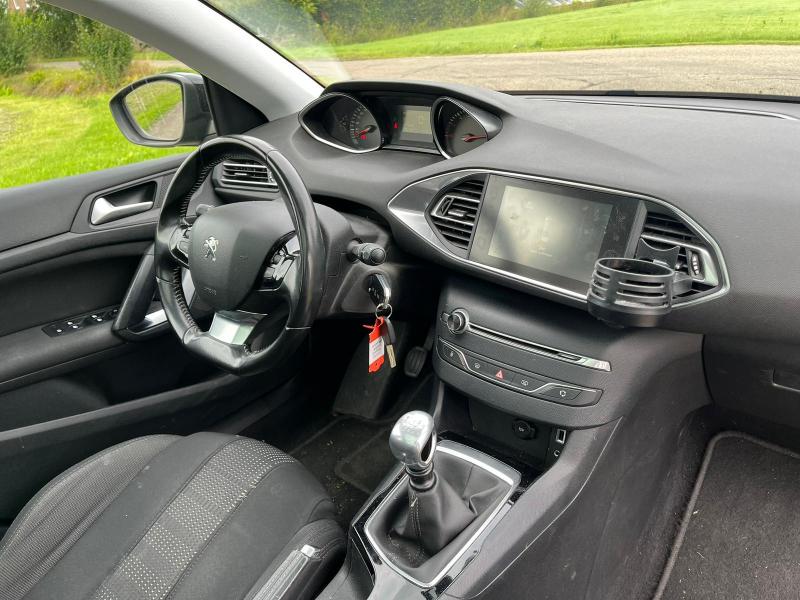 Peugeot - 308 - pic5