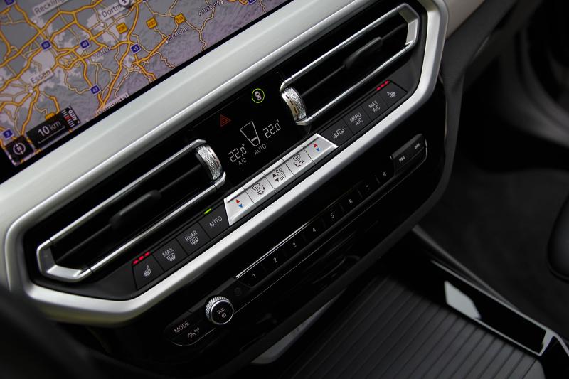 BMW - IX3 - pic44