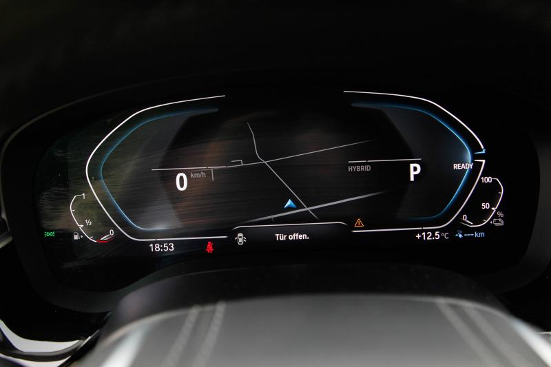 BMW - 530e - pic28