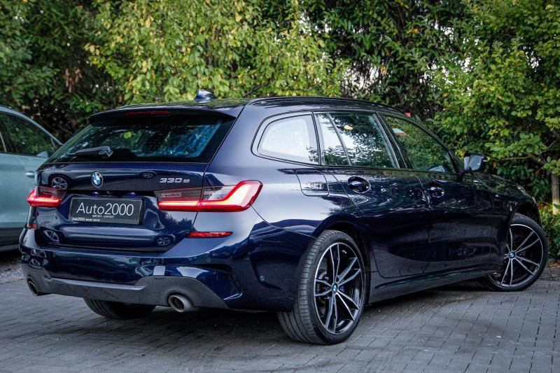 BMW - 330 - pic9