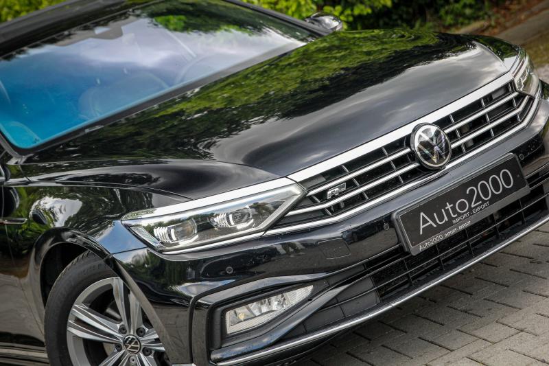 Volkswagen - Passat - pic5
