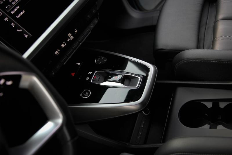 Audi - Q4 - pic30
