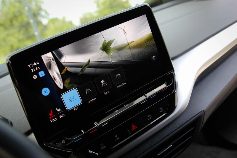 Volkswagen - ID4 - pic39