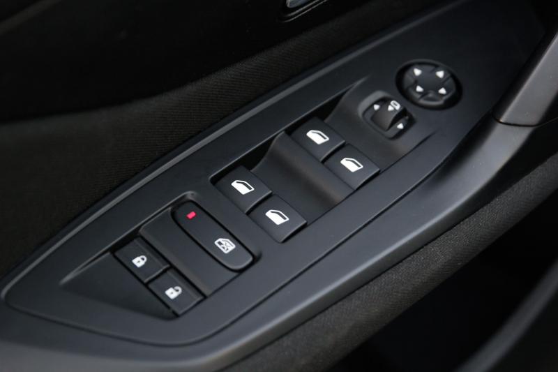 Peugeot - 308 - pic29