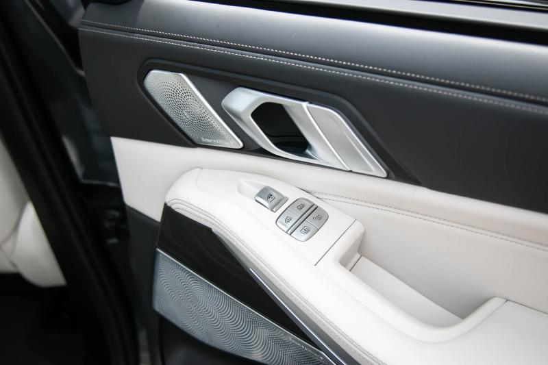 BMW - X7 - pic57