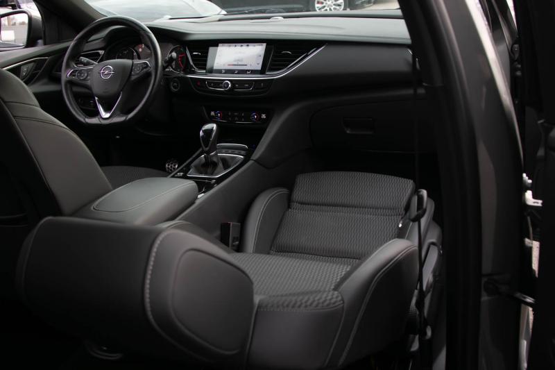 Opel - Insignia - pic14
