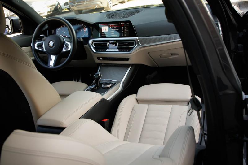 BMW - 320 - pic12