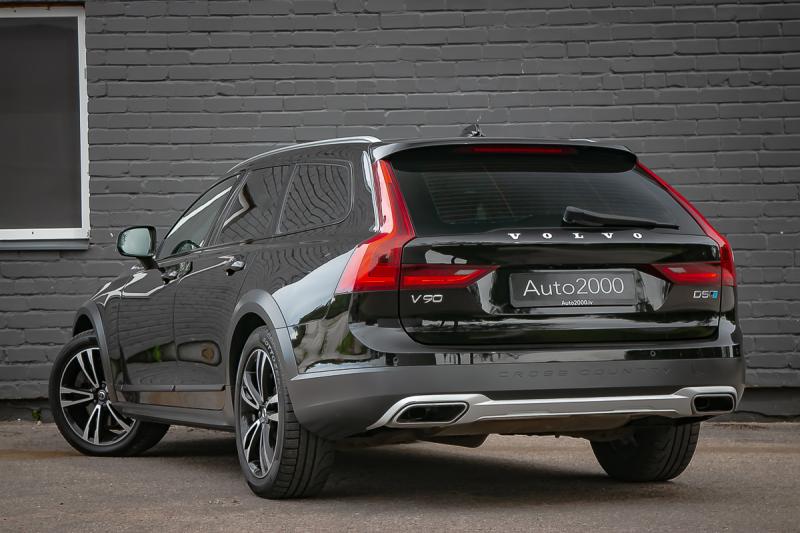 Volvo - V90 - pic5