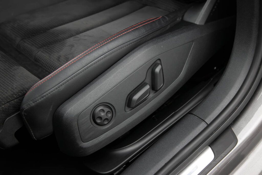 Audi - A6 - pic24