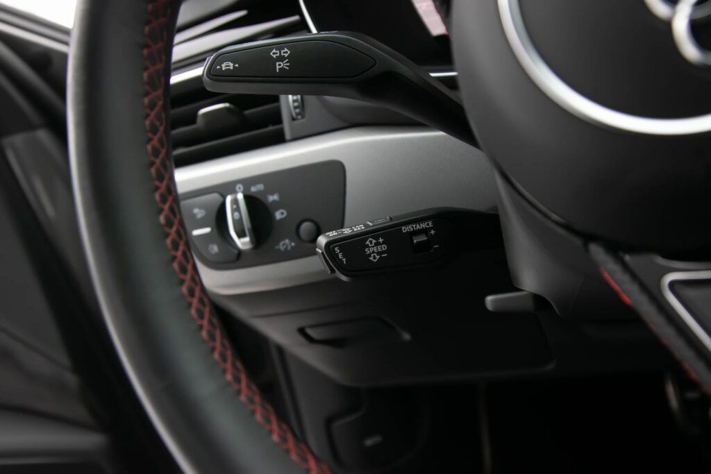Audi - A6 - pic32