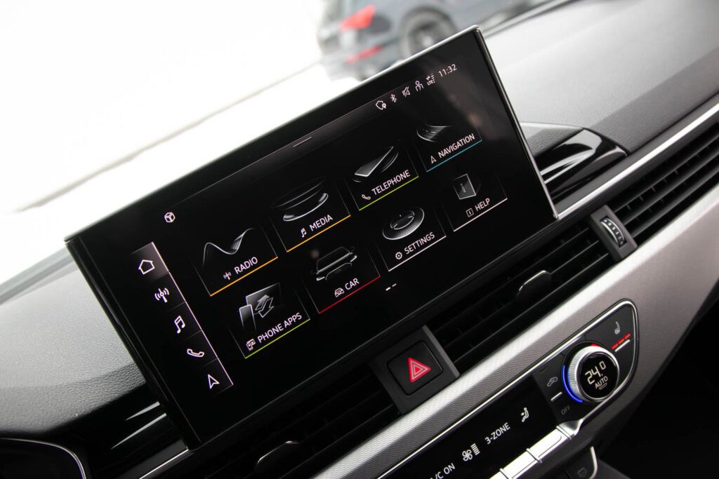 Audi - A6 - pic43
