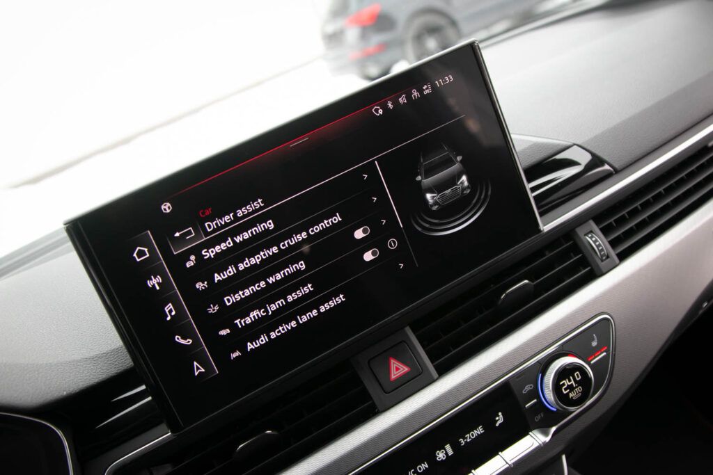 Audi - A6 - pic46