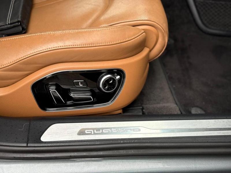 Audi - A8 - pic6
