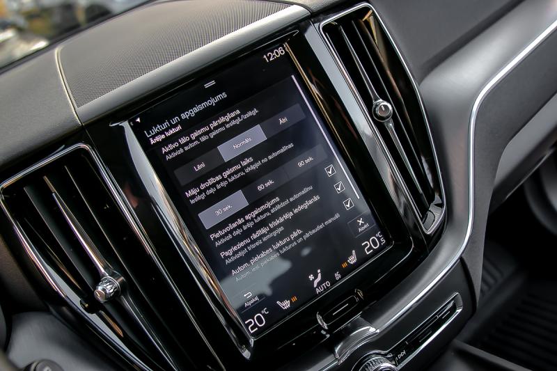 Volvo - XC60 - pic19