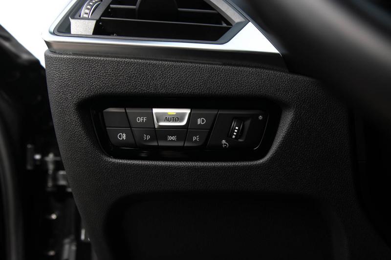 BMW - 320 - pic56