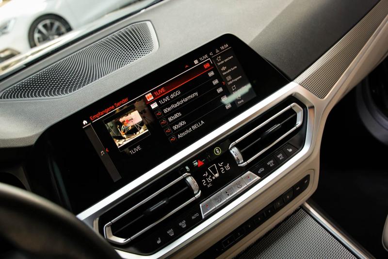 BMW - 320 - pic26
