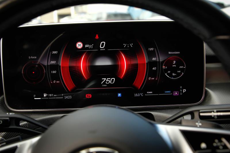 Mercedes - C200 - pic40