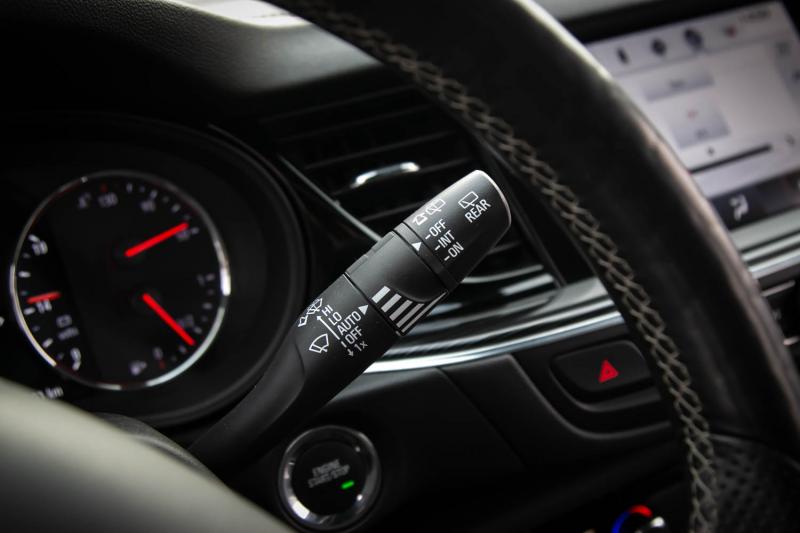 Opel - Insignia - pic35