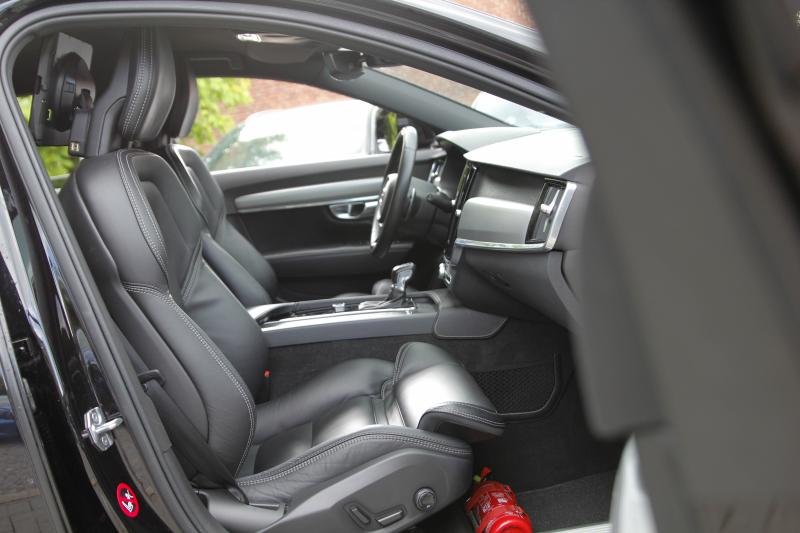 Volvo - V90 Cross Country - pic11