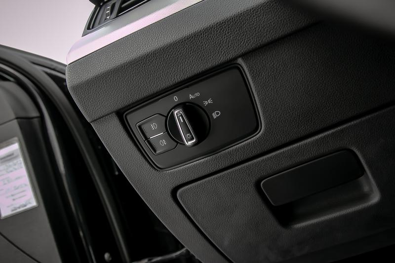 Volkswagen - Passat - pic25