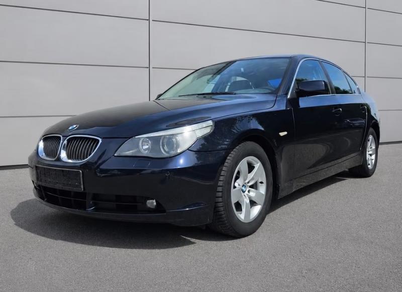 BMW 525i