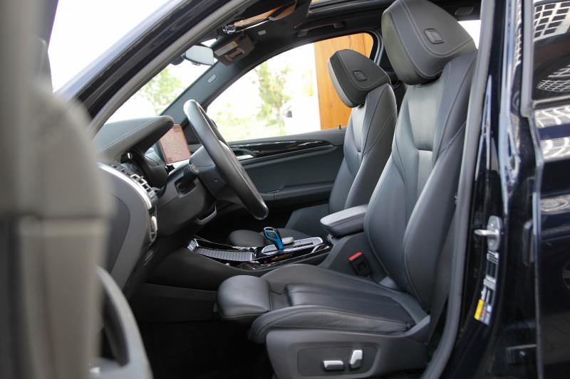 BMW - IX3 - pic18