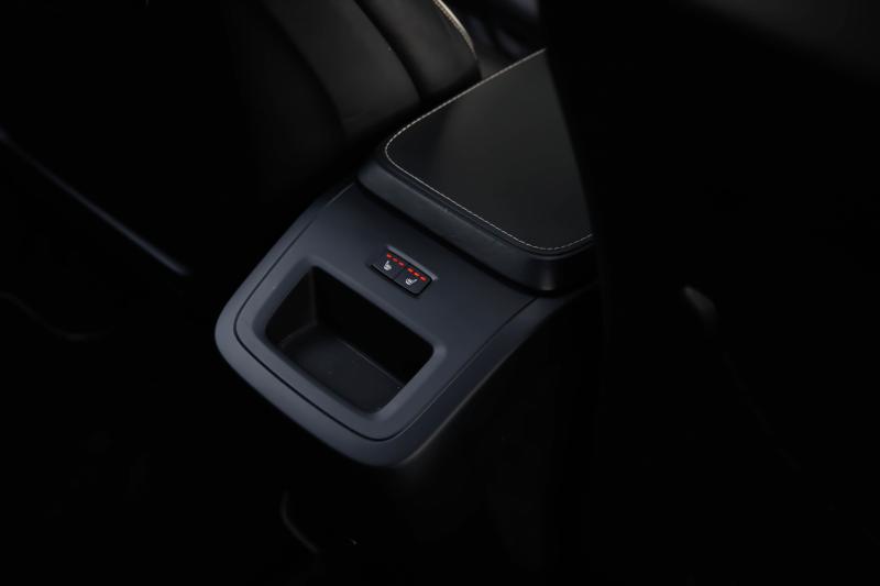Volvo - XC90 - pic27