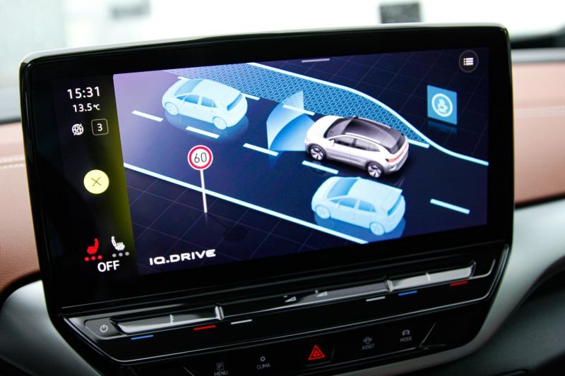 Volkswagen - ID4 - pic15