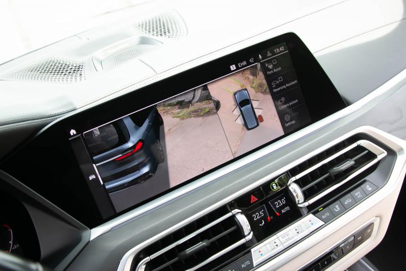 BMW - X7 - pic33