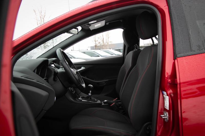 Ford - Focus - pic16
