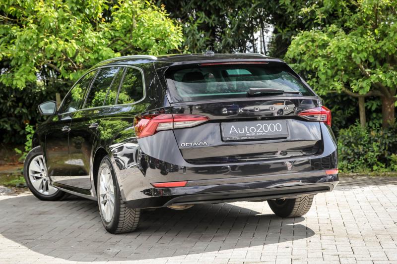 Skoda - Octavia - pic6