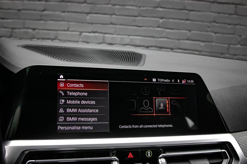 BMW - 320 - pic32