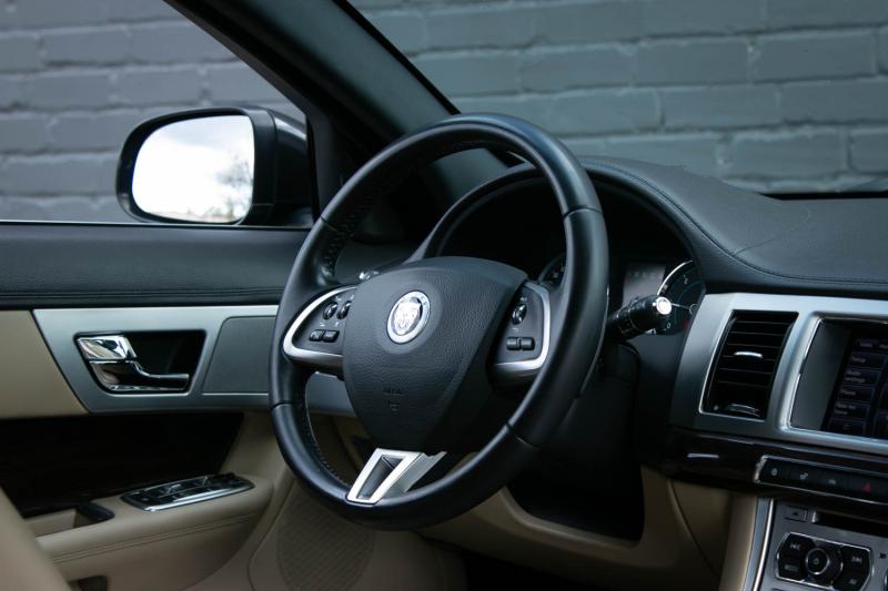 Jaguar - XF - pic31