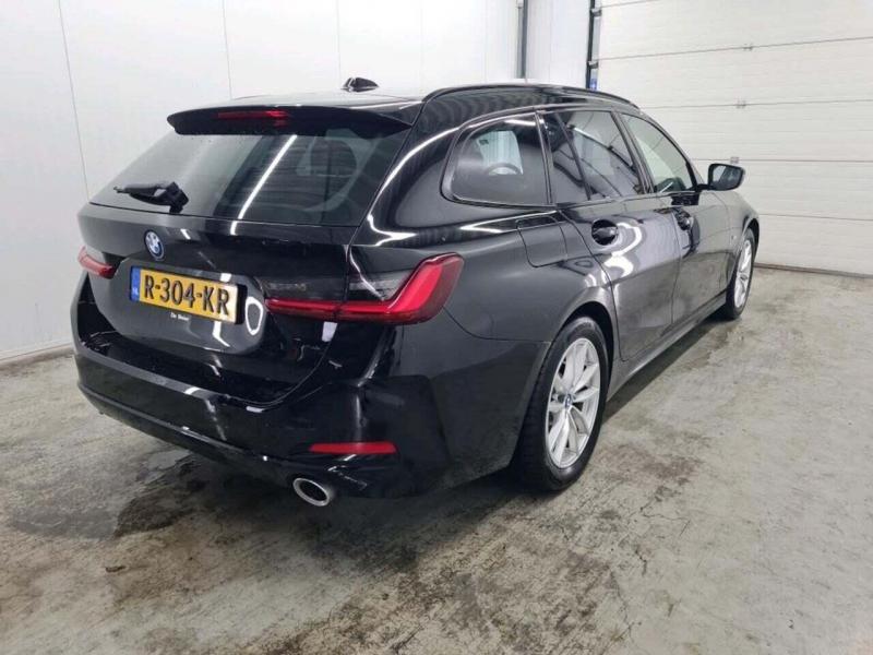 BMW - 320 - pic2