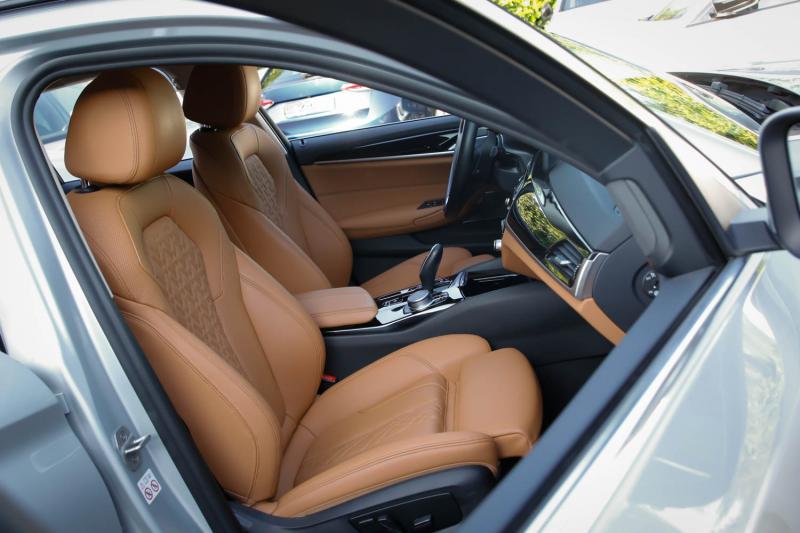 BMW - 530 - pic8