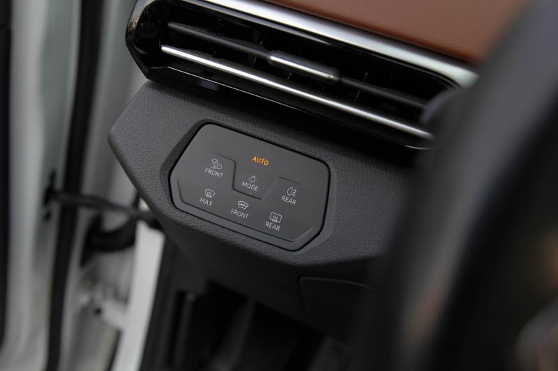Volkswagen - ID4 - pic30