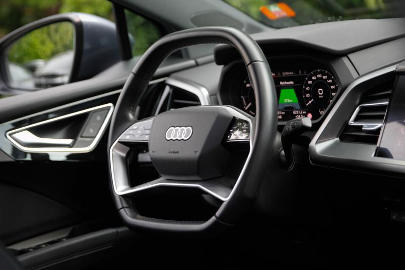 Audi - Q4 - pic11