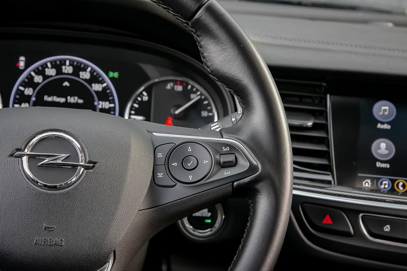 Opel - Insignia - pic15