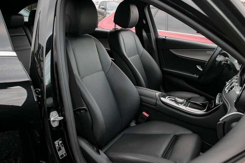 Mercedes - E200 - pic23