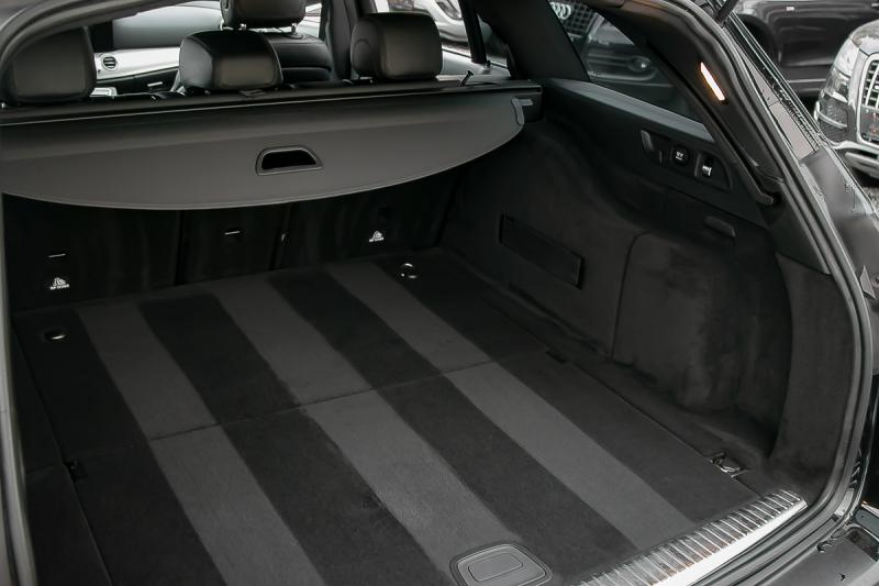 Mercedes - E200 - pic19