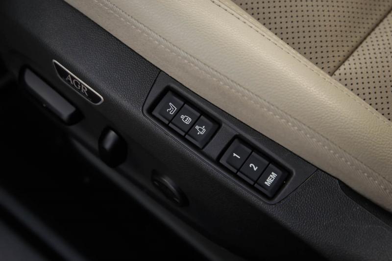 Opel - Insignia - pic12