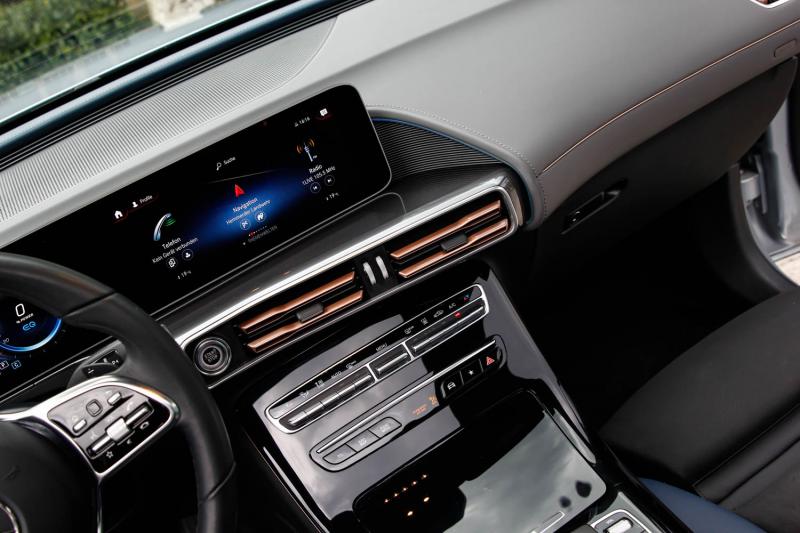 Mercedes - EQC - pic40