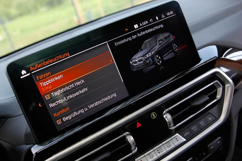 BMW - IX3 - pic45