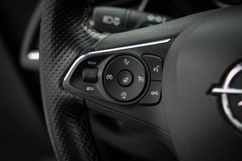 Opel - Insignia - pic13