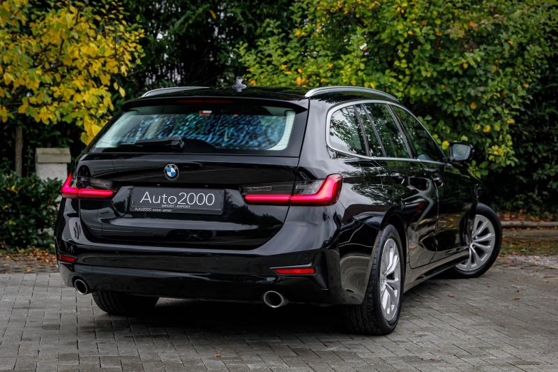BMW - 320 - pic4
