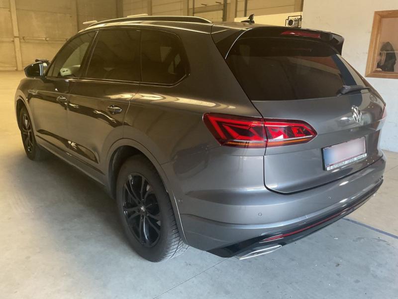 Volkswagen - Toureg - pic2