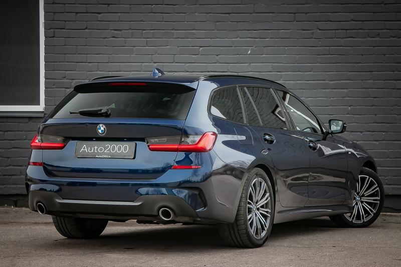 BMW - 320 - pic6