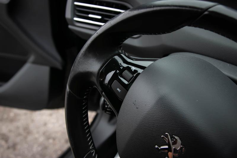 Peugeot - 308 - pic7