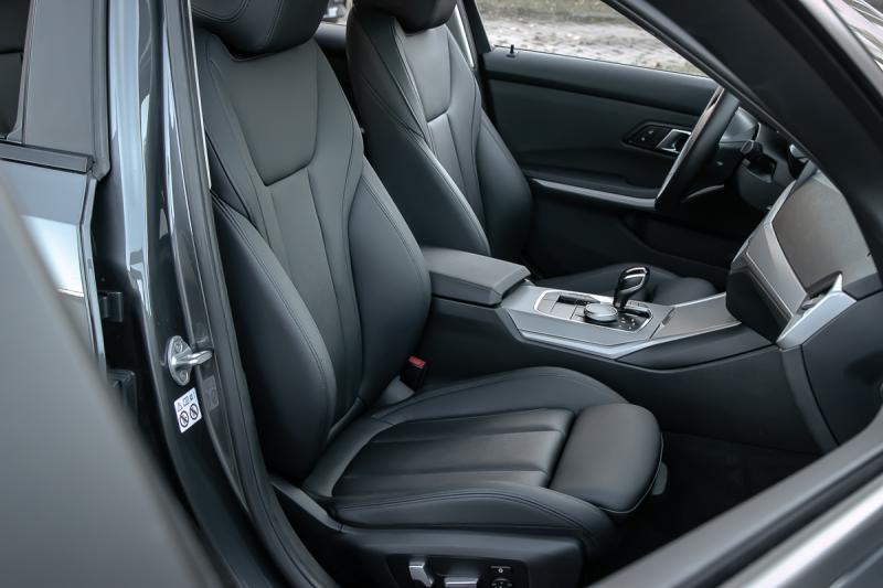 BMW - 320 - pic13
